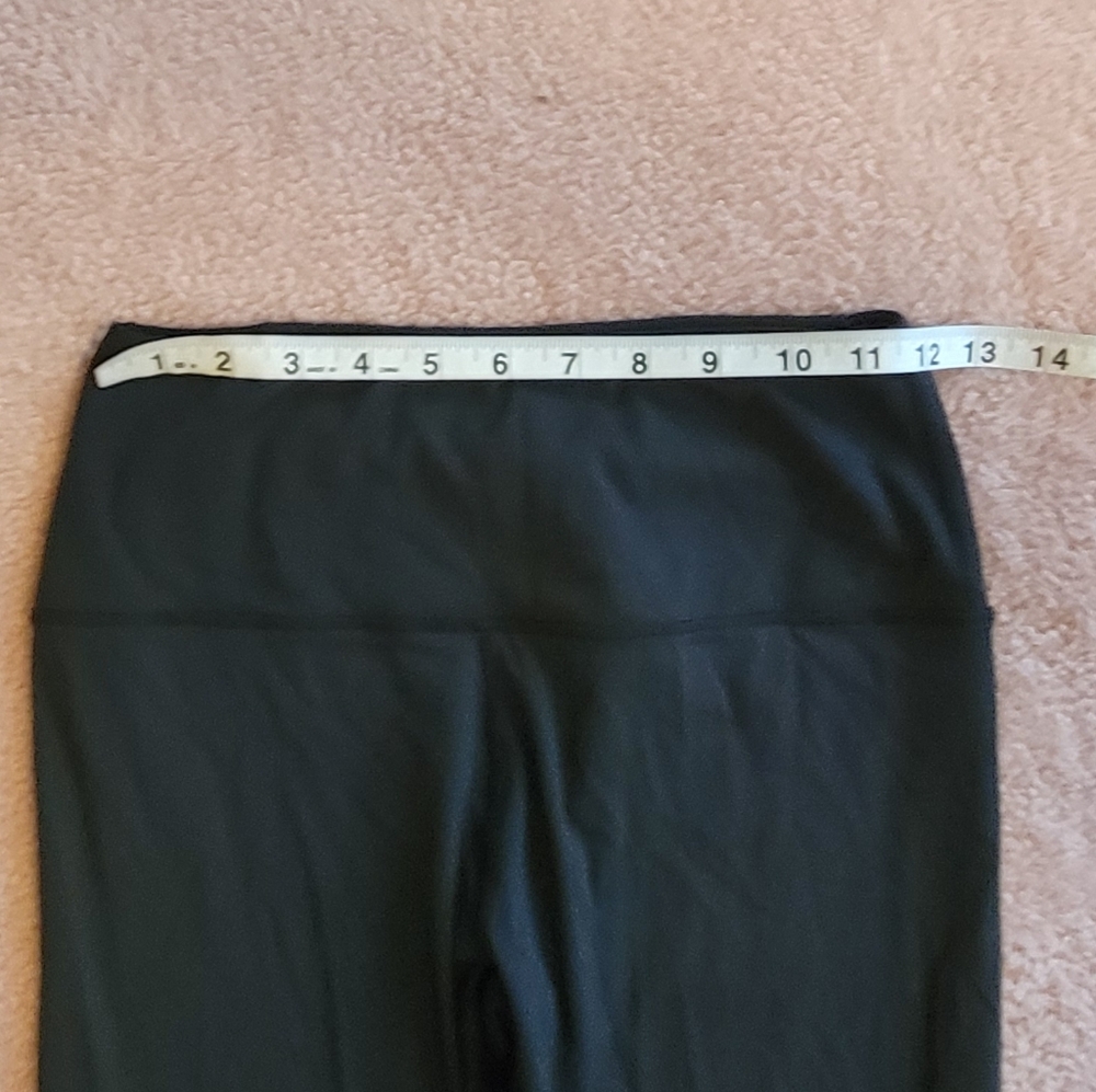 VARLEY Black Let's Move 9" Athletic Let's Move Bike Shorts. Sz: M - Picture 5 of 10